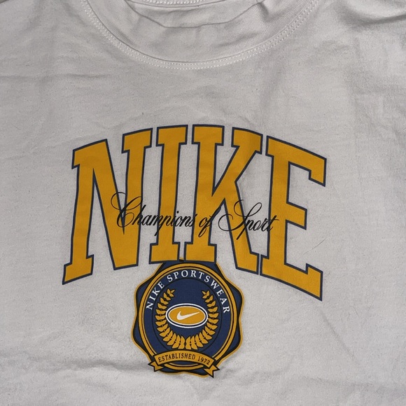 Nike Loose Fit Tee | Size Small - Picture 2 of 4